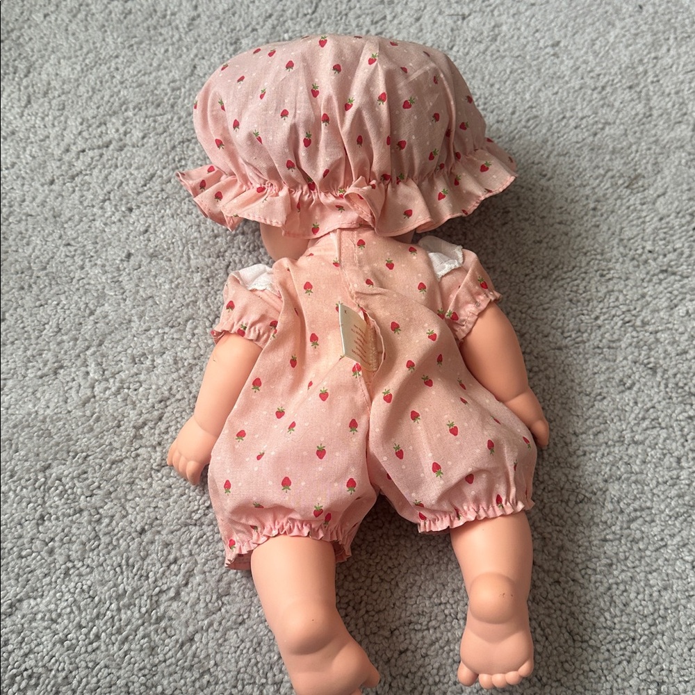 Vintage Strawberry Shortcake Blow a Kiss Doll 1982 - Picture 3 of 3